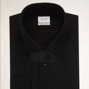 Athletic fit dress shirt